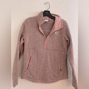 North Face Women’s quarter zip pullover heathered pink